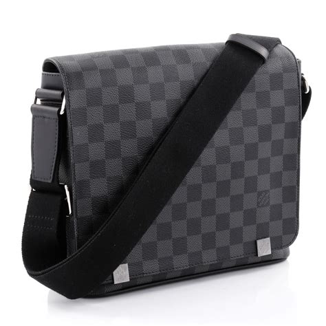 herren tasche louis vuitton|louis vuitton messenger bag price.